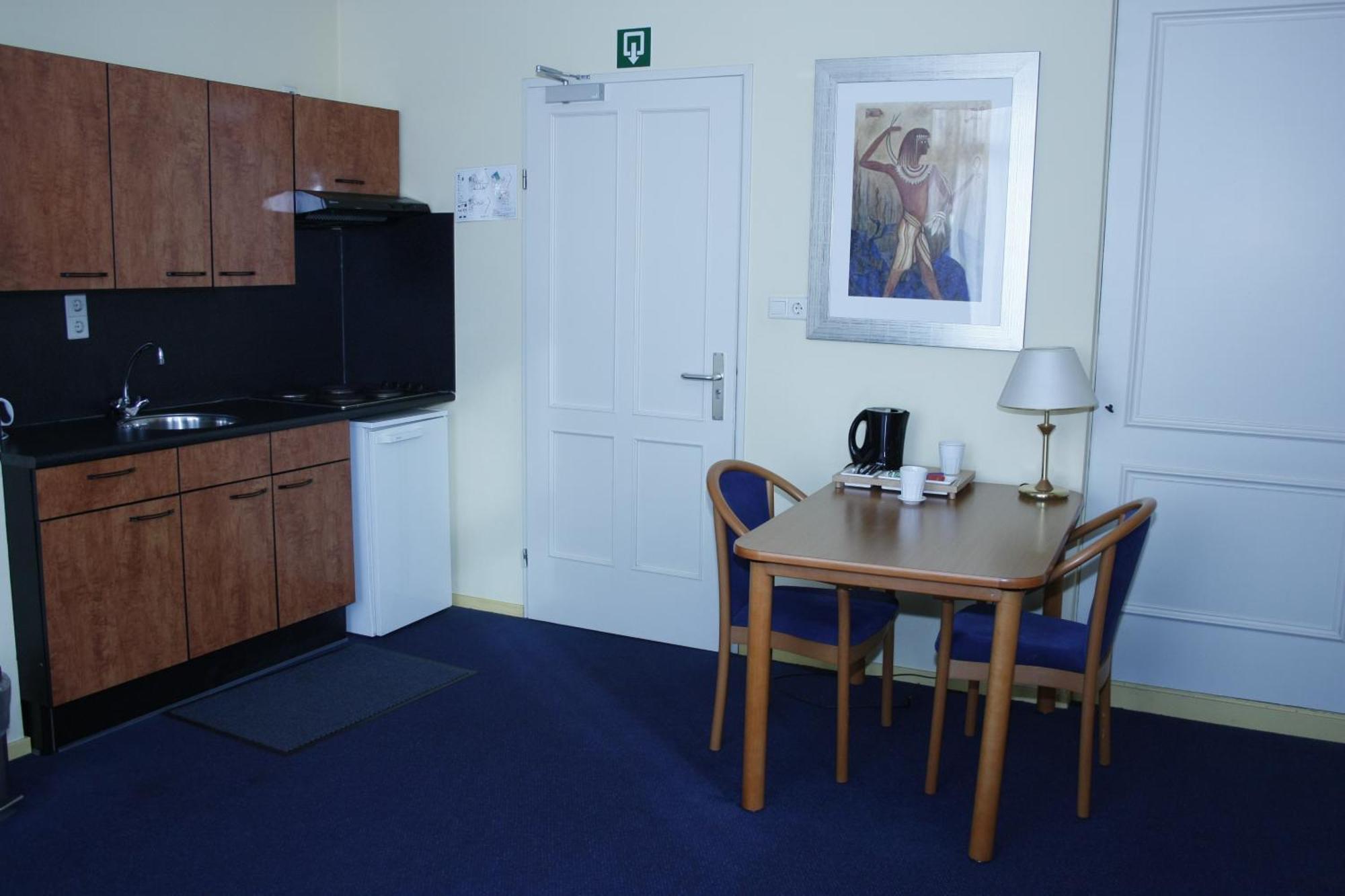 Hotel & Appartementen Royal Sas van Gent Luaran gambar