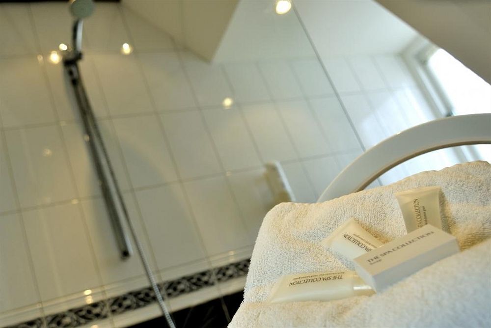 Hotel & Appartementen Royal Sas van Gent Luaran gambar
